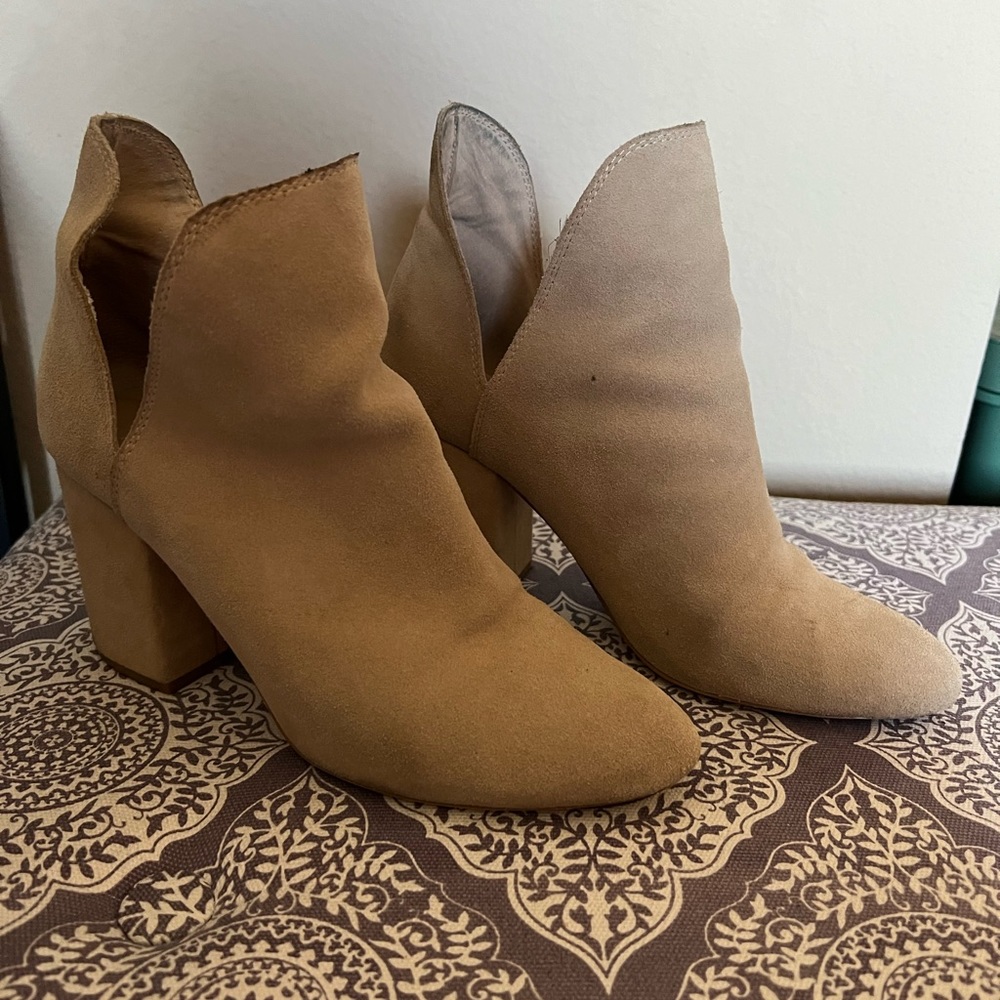 Steve Madden Suede Booties - Tan